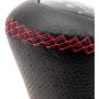 POMO SPORT CORTO PERFORADO PIEL NEGRA COSTURAS ROJAS. +PWP.
